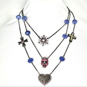 Betsey Johnson ‘Ski Bunny’ Skull Necklace RARE!